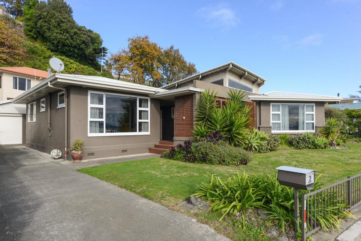 Breakwater Cottage - Napier Holiday Home Exterior photo